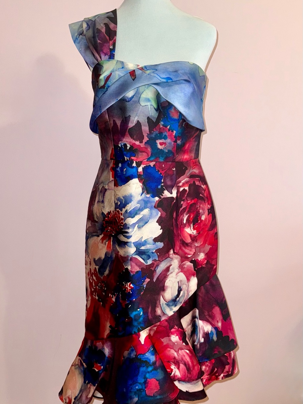 Stunning David Meister One-Shoulder Floral Cocktail Dress in Blue and Red